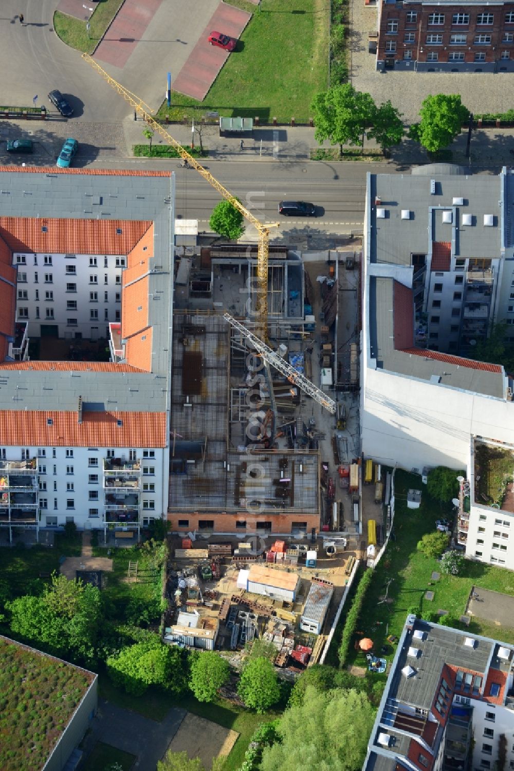 Aerial photograph Berlin - Construction site for the new building for the house Eldenaer Strasse 26 in Berlin in Germany