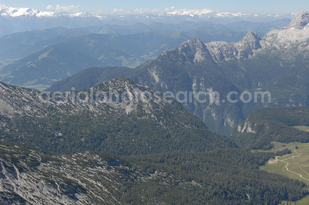 Aerial photograph Weißbach bei Lofen - Alpenmassiv Hocheisspitz am Nationalpark Berchtesgaden.