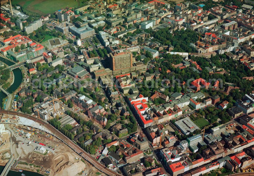 Berlin from above - High house of the bed tower at the University Hospital Charité Campus Mitte (CCM) in the district of Mitte in Berlin