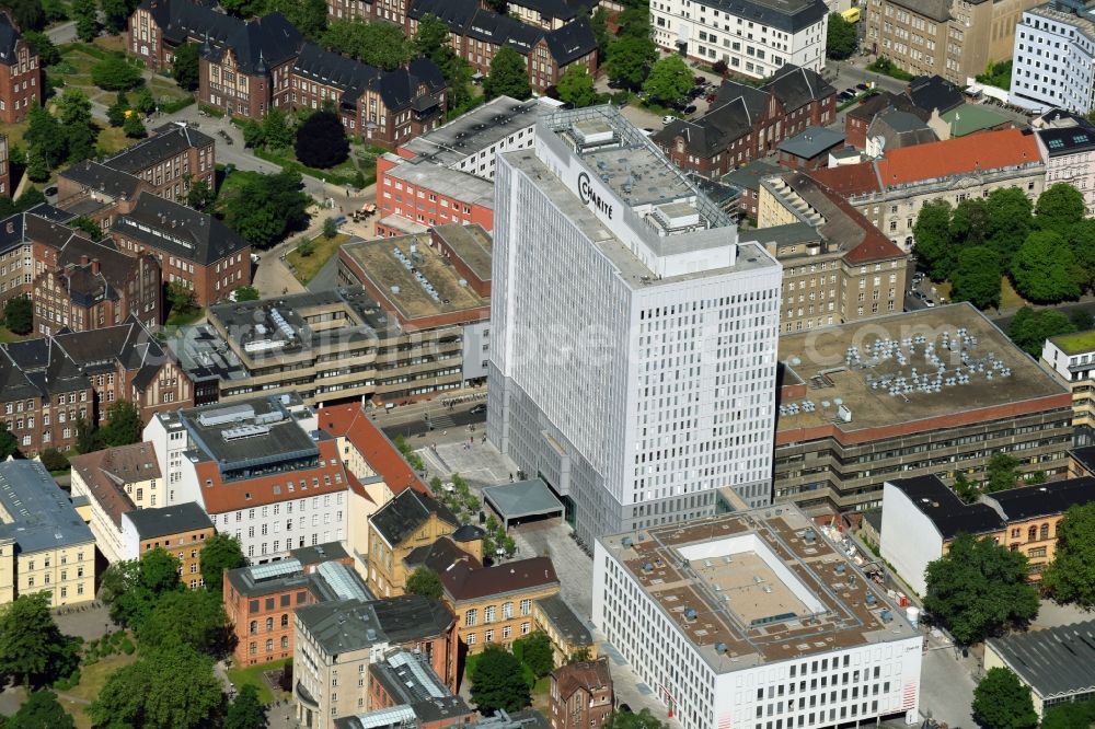 Berlin from the bird's eye view: High house of the bed tower at the University Hospital Charité Campus Mitte (CCM) in the district of Mitte in Berlin