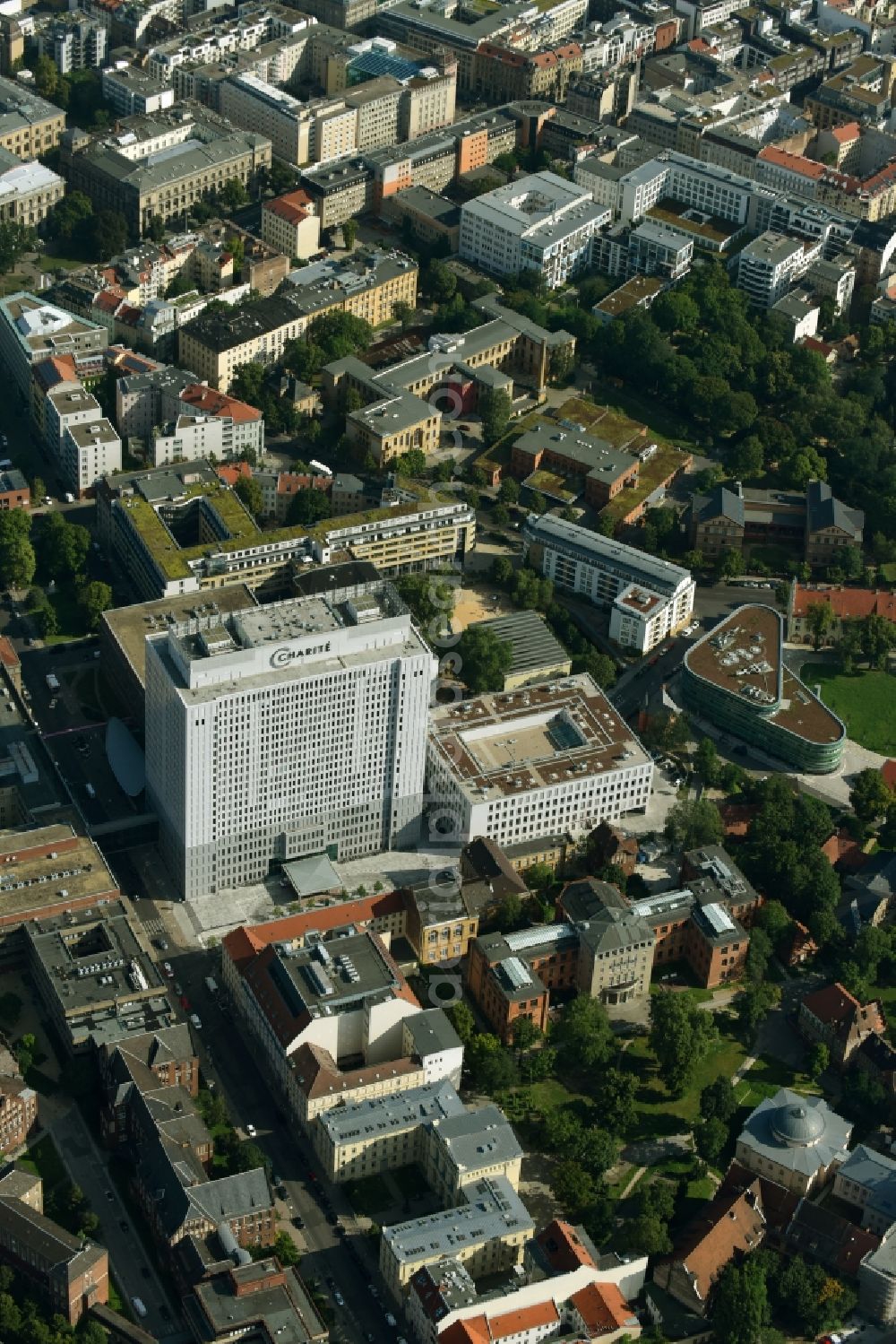 Berlin from the bird's eye view: High house of the bed tower at the University Hospital Charité Campus Mitte (CCM) in the district of Mitte in Berlin