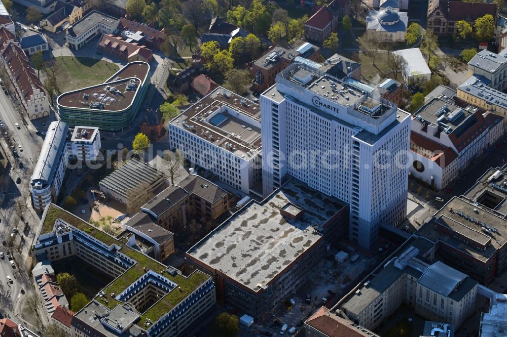 Berlin from the bird's eye view: High house of the bed tower at the University Hospital Charité Campus Mitte (CCM) in the district of Mitte in Berlin