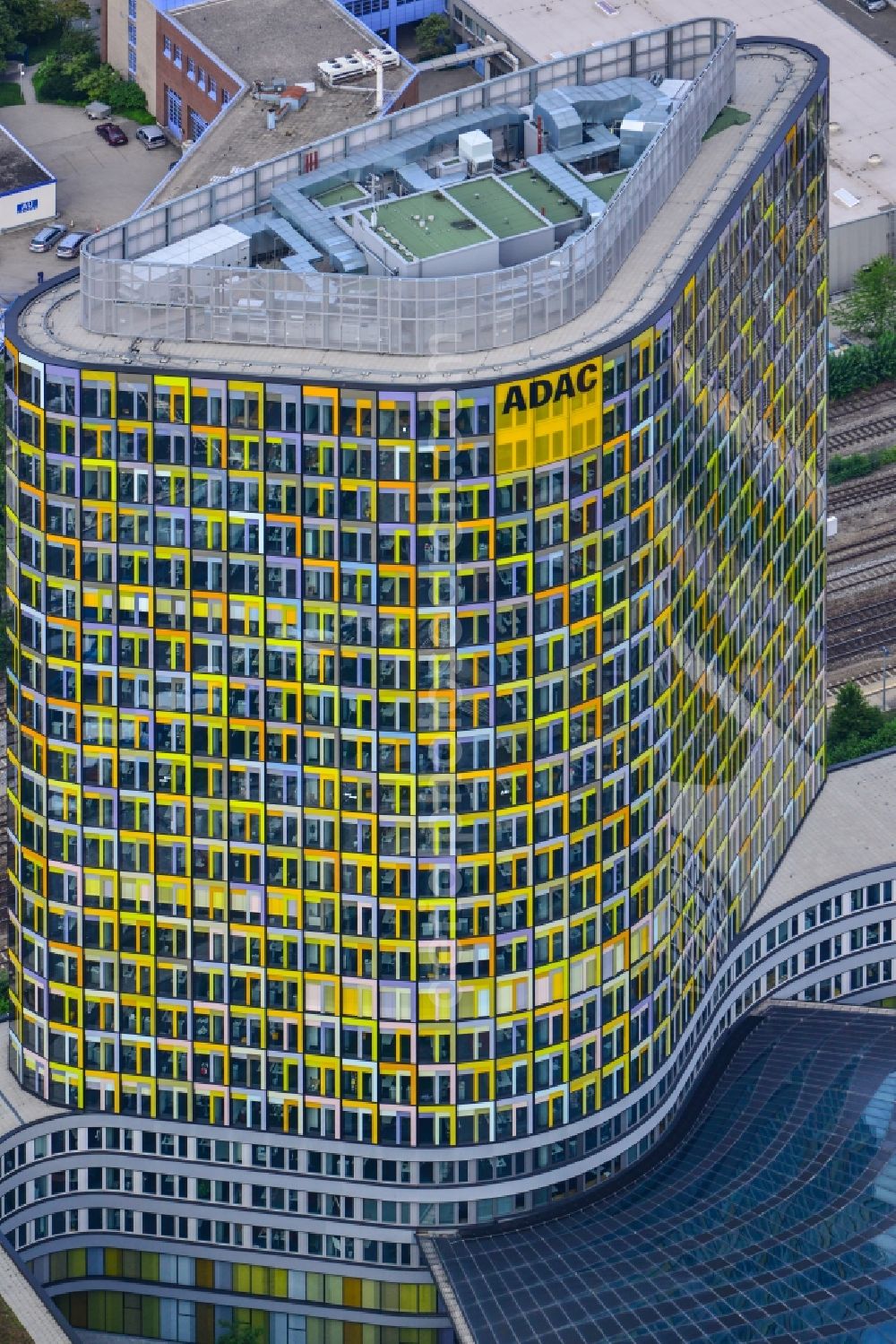 München from the bird's eye view: High-rise ensemble of ADAC Zentrale in the district Sendling-Westpark in Munich in the state Bavaria, Germany