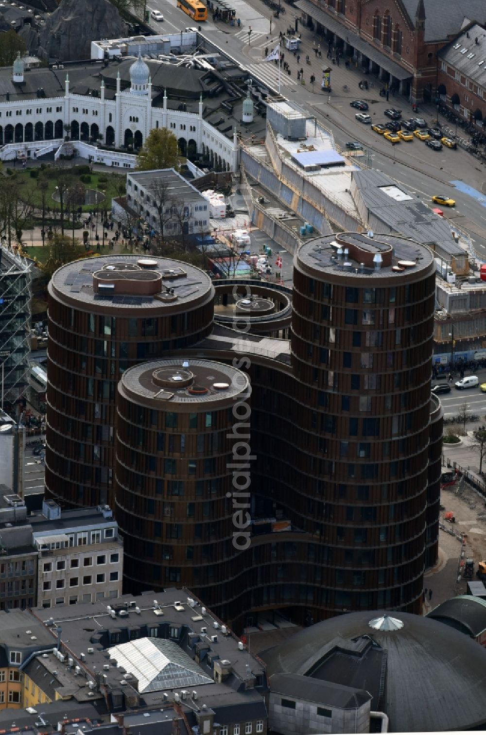 Aerial photograph Kopenhagen - High-rise ensemble of Axel Towers in Copenhagen in Region Hovedstaden, Denmark