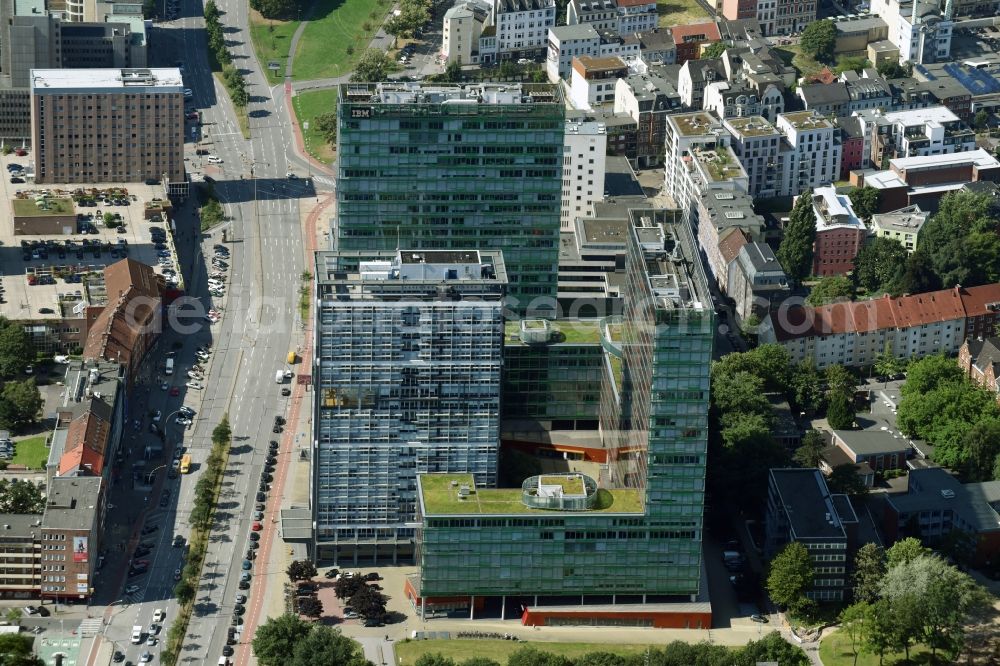 Aerial photograph Hamburg - High-rise ensemble Beim Strohhause in the Saint Georg part of Hamburg. The towers include offices of IBM, TUeV SUeD Akademie GmbH and HBC a?? Hamburger Business Center City-Sued GmbH