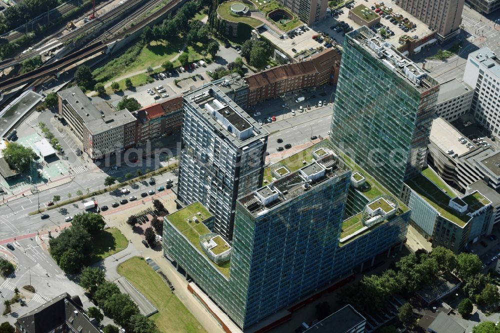 Aerial photograph Hamburg - High-rise ensemble Beim Strohhause in the Saint Georg part of Hamburg. The towers include offices of IBM, TUeV SUeD Akademie GmbH and HBC a?? Hamburger Business Center City-Sued GmbH