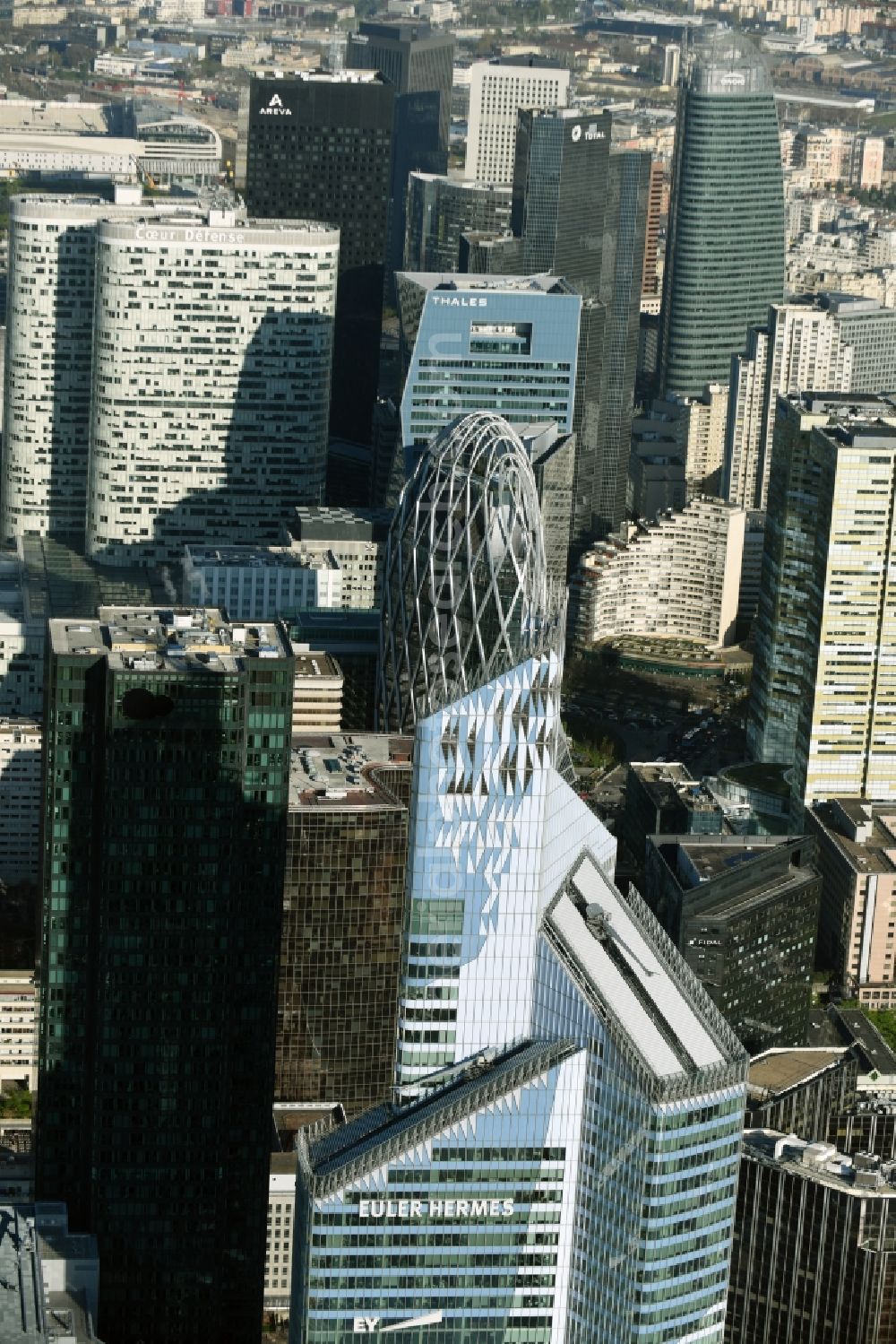 Paris Courbevoie from the bird's eye view: High-rise ensemble of Buerogebaeude der Ernst & Young and EULER HERMES in Tour First on Place des Saisons in Paris Courbevoie in Ile-de-France, France