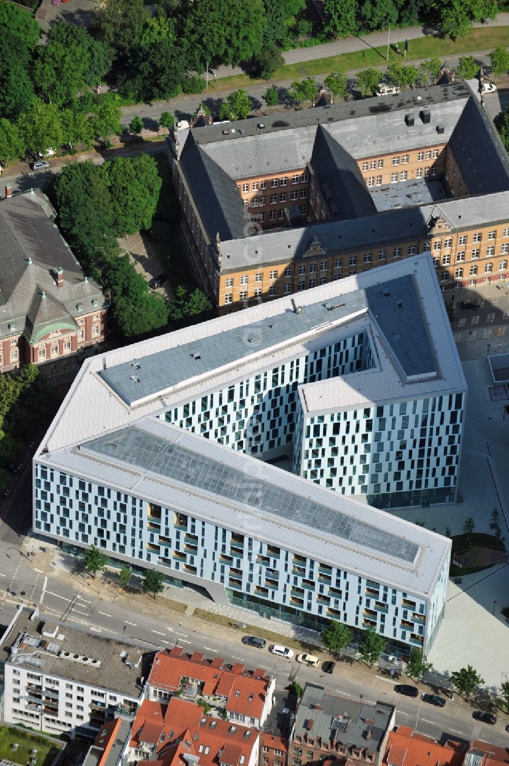 Aerial photograph Hamburg - High-rise ensemble of Emporio-Hochhaus in the district Neustadt in Hamburg, Germany