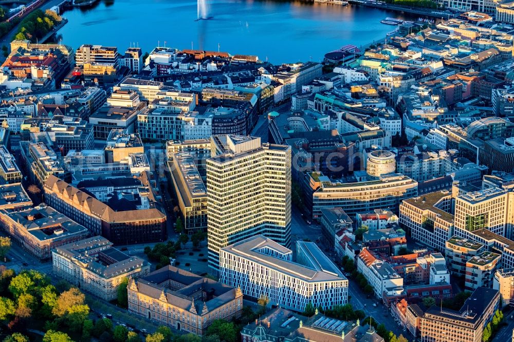 Aerial photograph Hamburg - High-rise ensemble of Emporio-Hochhaus in the district Neustadt in Hamburg, Germany