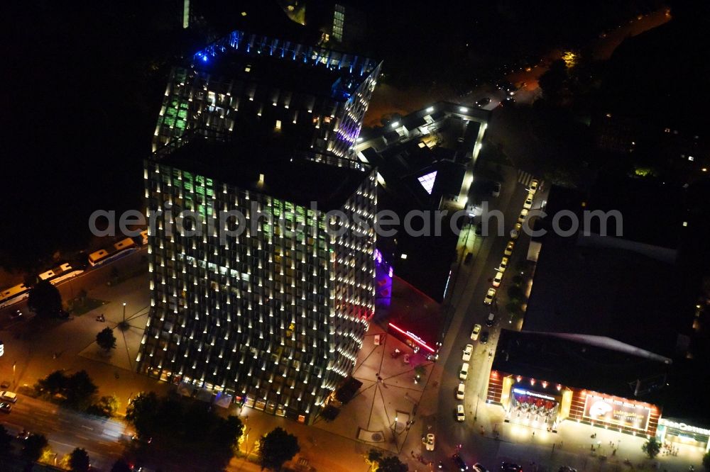 Aerial image Hamburg - skyscraper - Ensemble - complex Dancing Towers on the Reeperbahn in the district St. Pauli in Hamburg