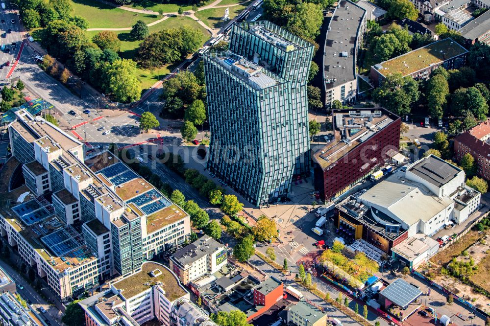 Hamburg from the bird's eye view: Skyscraper - Ensemble - complex Dancing Towers on the Reeperbahn in the district St. Pauli in Hamburg, Germany