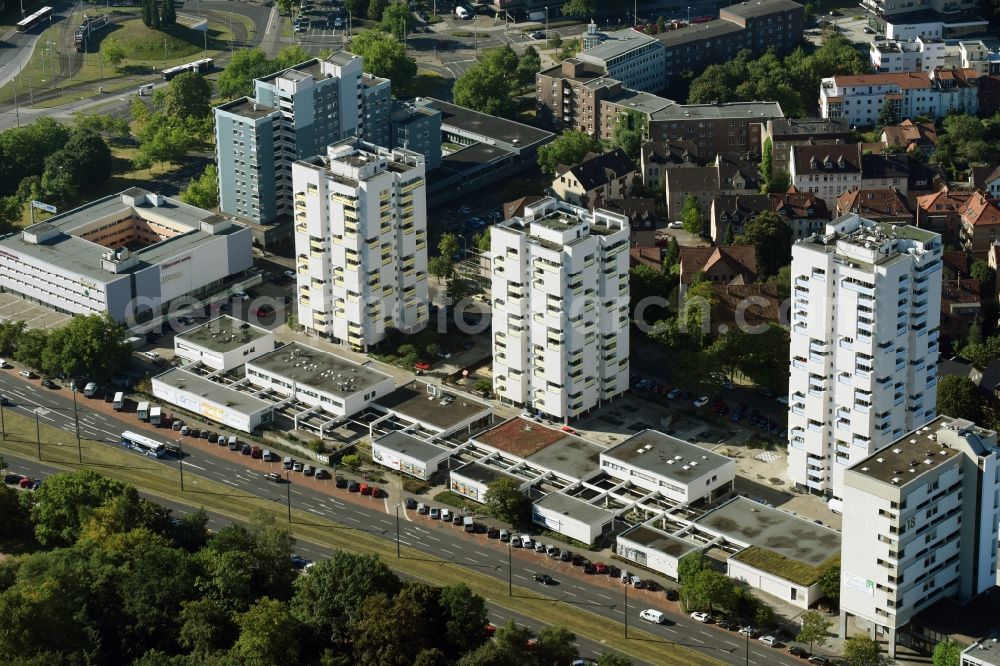 Braunschweig from the bird's eye view: High-rise ensemble in the Kurt-Schumacher-Street in Braunschweig in the state Lower Saxony