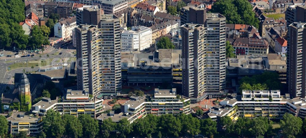 Mannheim from the bird's eye view: High-rise ensemble of Neckarpromenade in Mannheim in the state Baden-Wuerttemberg