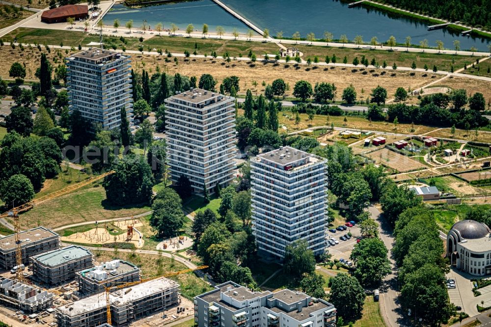 Aerial photograph Lahr/Schwarzwald - High-rise ensemble of on Roemerstrasse in Lahr/Schwarzwald in the state Baden-Wurttemberg, Germany