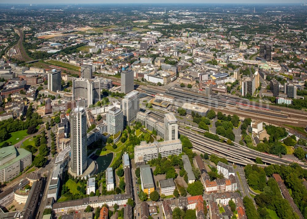 Essen from above - High-rises and towers of the Suedviertel quarter in the city center of Essen in the state of North Rhine-Westphalia. The office buildings are located at the main station of Essen