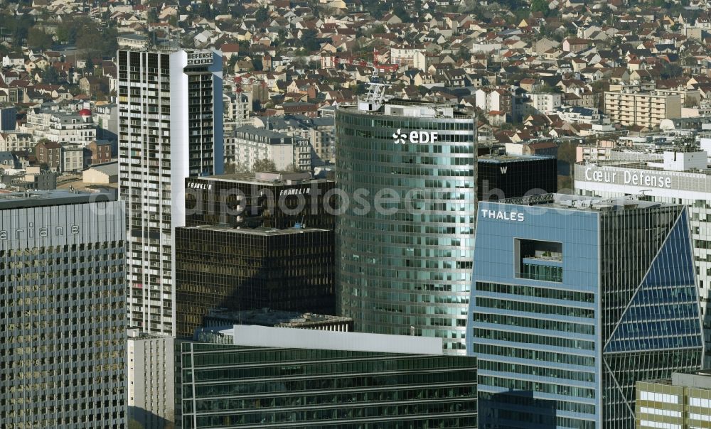 Aerial photograph Paris - High-rise ensemble of FRAMKLIN , eDF, Thales, Coer Defense in destrict La Defense in Paris in Ile-de-France, France