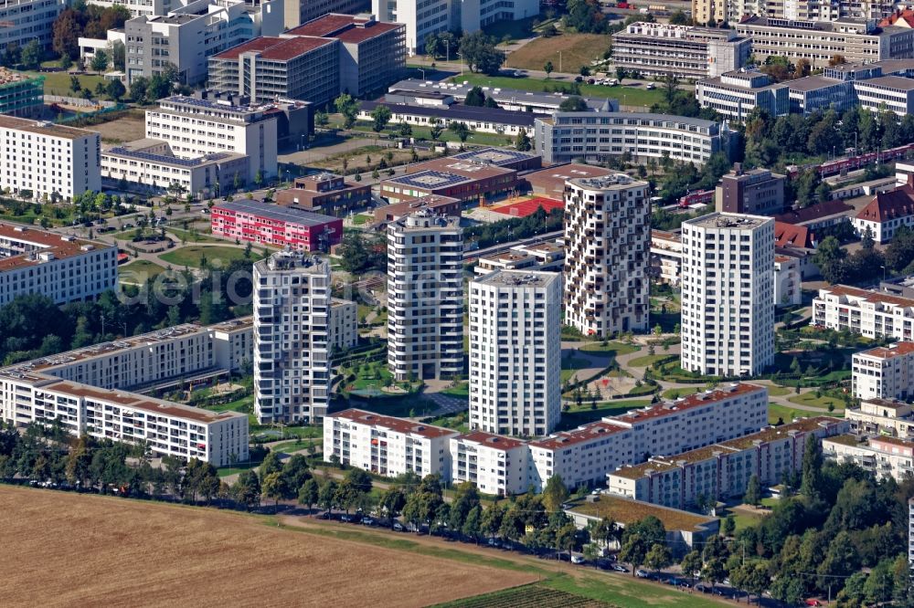 Aerial image München - High-rise ensemble Suedseite in Munich in the state Bavaria