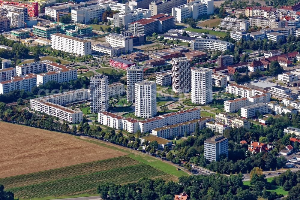 Aerial photograph München - High-rise ensemble Suedseite in Munich in the state Bavaria