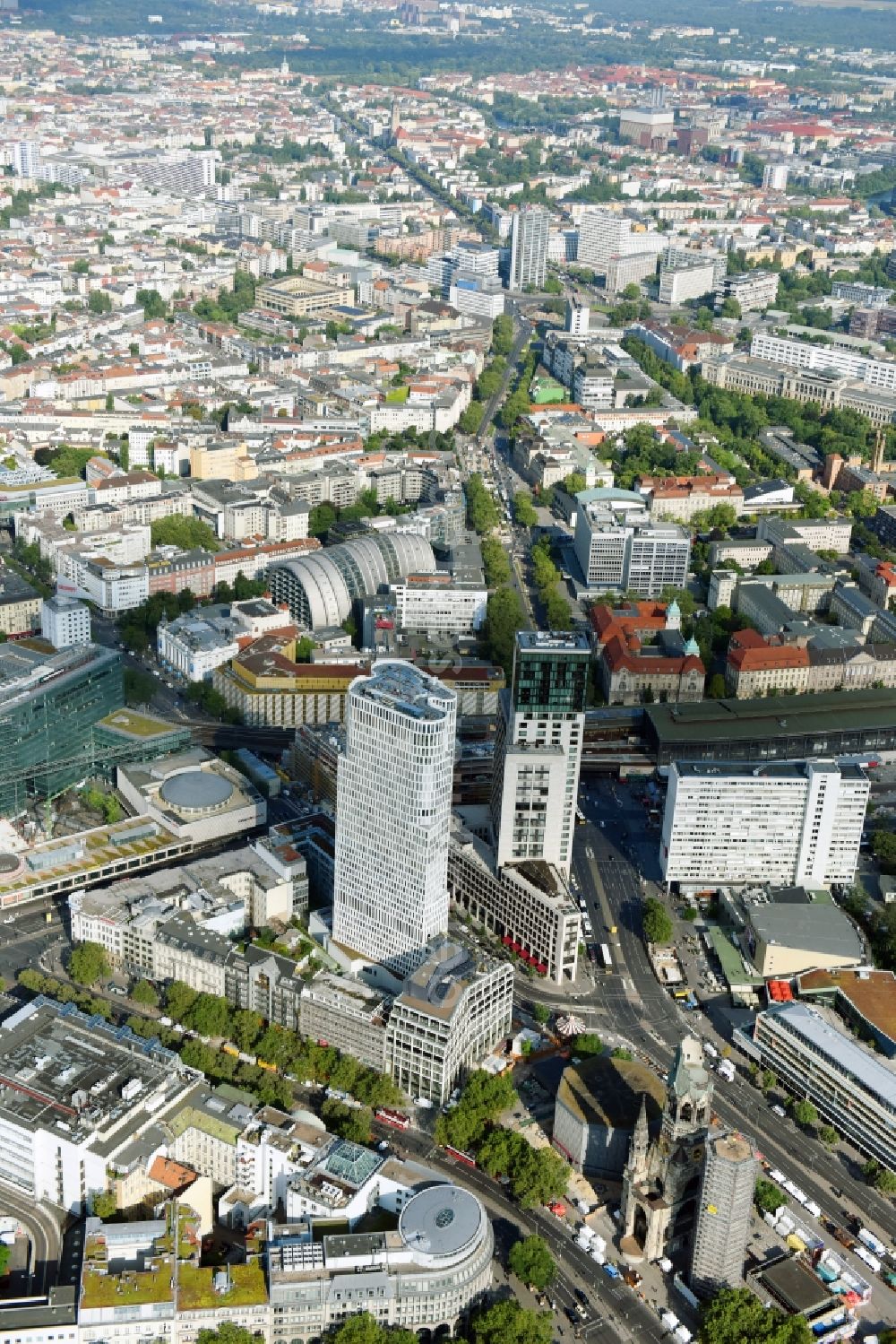 Aerial image Berlin - High-rise ensemble of Zoofenster and Neubau Upper West on Joachinsthaler Strasse - Hardenbergstrasse in Ortsteil Bezirk Charlottenburg in Berlin, Germany