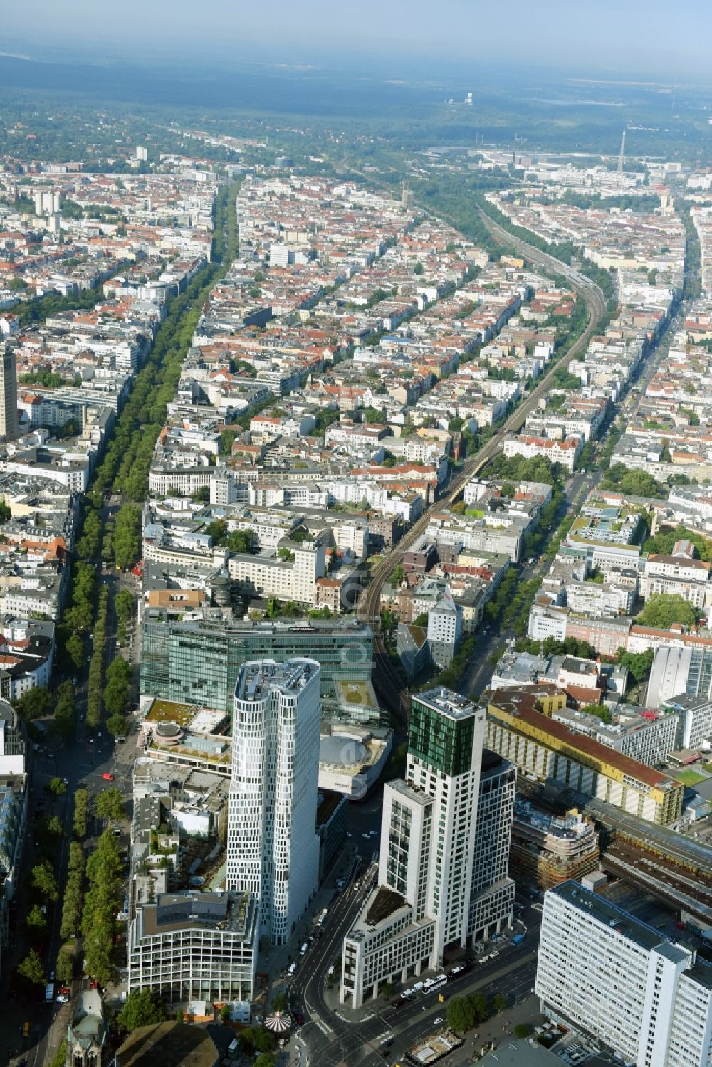 Aerial photograph Berlin - High-rise ensemble of Zoofenster and Neubau Upper West on Joachinsthaler Strasse - Hardenbergstrasse in Ortsteil Bezirk Charlottenburg in Berlin, Germany