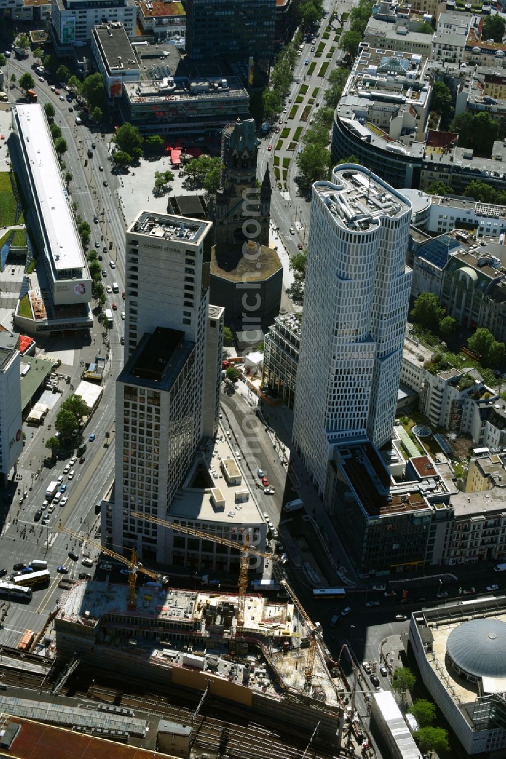 Aerial photograph Berlin - High-rise ensemble of Zoofenster and Neubau Upper West on Joachinsthaler Strasse - Hardenbergstrasse in Ortsteil Bezirk Charlottenburg in Berlin, Germany