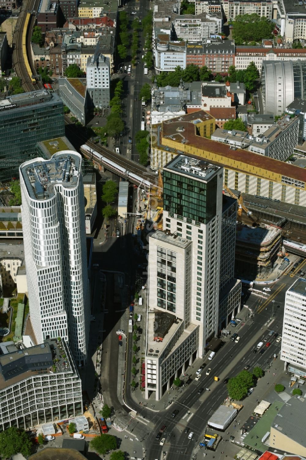 Berlin from the bird's eye view: High-rise ensemble of Zoofenster and Neubau Upper West on Joachinsthaler Strasse - Hardenbergstrasse in Ortsteil Bezirk Charlottenburg in Berlin, Germany