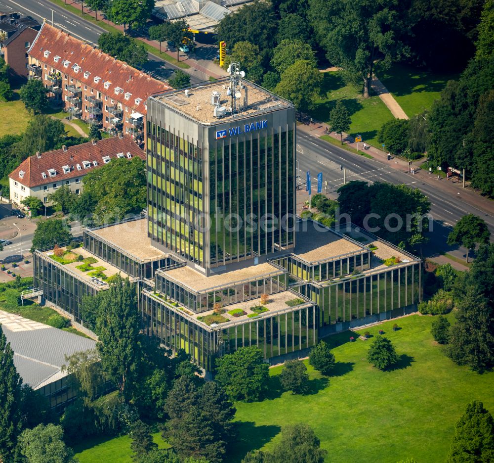 Münster from above - High-rise skyscraper building and bank administration of the financial services company on street Sentmaringer Weg in the district Geist in Muenster in the state North Rhine-Westphalia, Germany