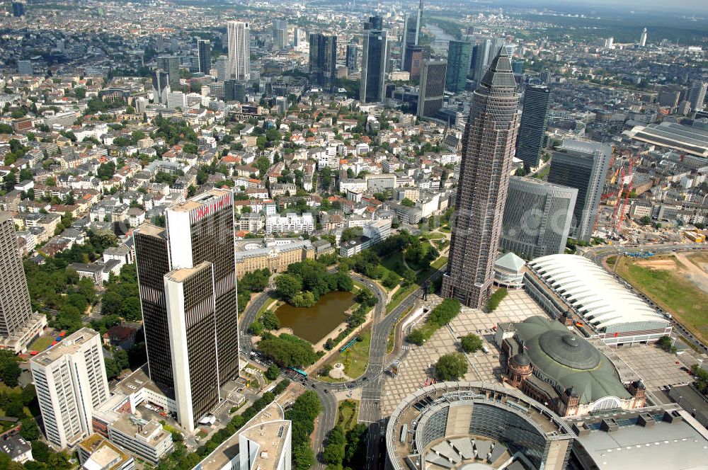 Frankfurt am Main from the bird's eye view: Blick auf das Hochhaus des Frankfurter Marriott Hotel an der Hamburger Allee 2 in 60486 Frankfurt / Main. Gegenüber der Frankfurter Messe gelegen, ist es eines der höchsten Hotels des Kontinents.