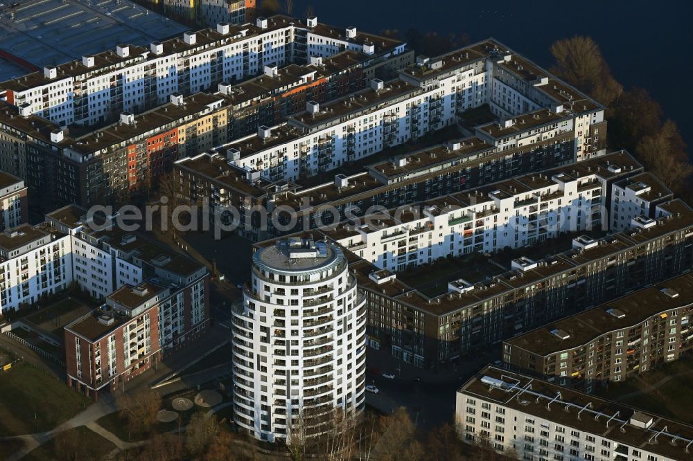 Berlin from the bird's eye view: High-rise building Havelperle in the residential area on Havelspitze in the district Hakenfelde in Berlin, Germany