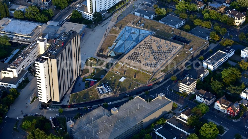 Bonn from the bird's eye view: High-rise building of the hotel complex Bonn Marriott World Conference Hotel on Platz of Vereinten Nationen in Bonn in the state North Rhine-Westphalia, Germany