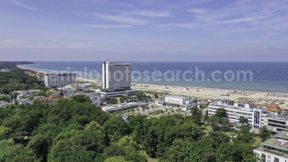 Aerial image Rostock - High-rise building of the hotel complex Hotel NEPTUN on Seestrasse in the district Warnemuende in Rostock in the state Mecklenburg - Western Pomerania, Germany