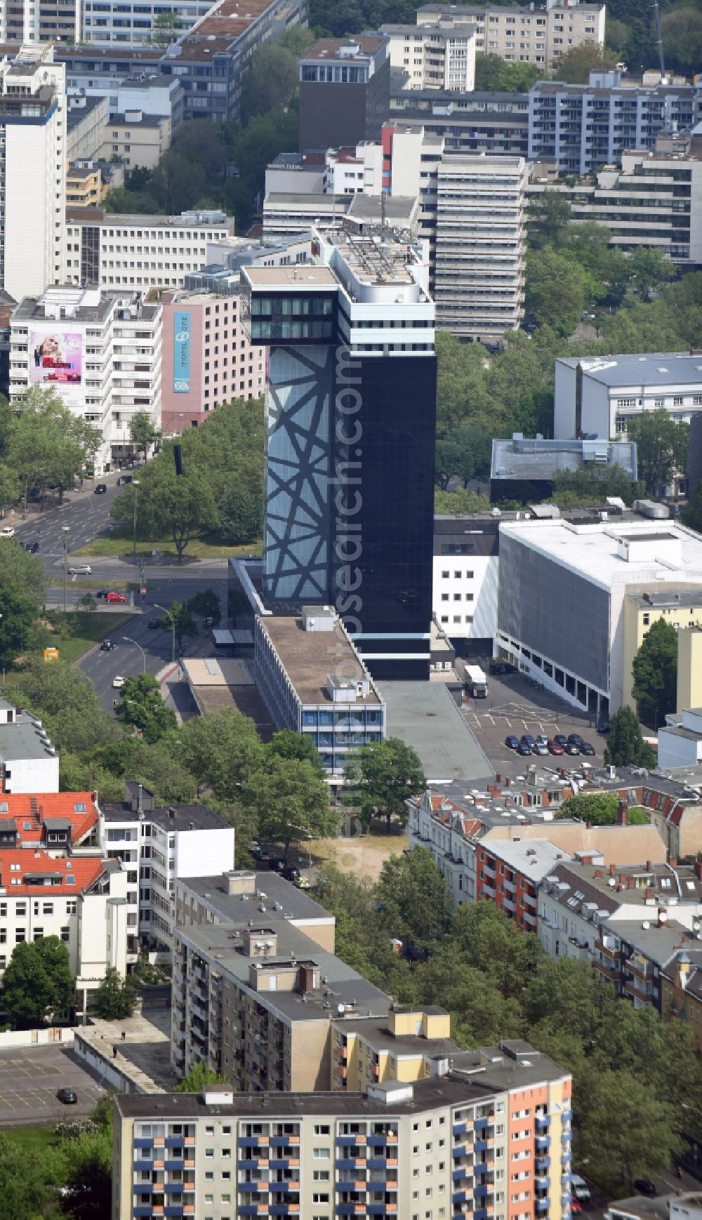 Aerial photograph Berlin - High-rise building of the hotel complex Hotel Riu Plaza Berlin an der Martin-Luther-Strasse in Berlin in Berlin, Germany