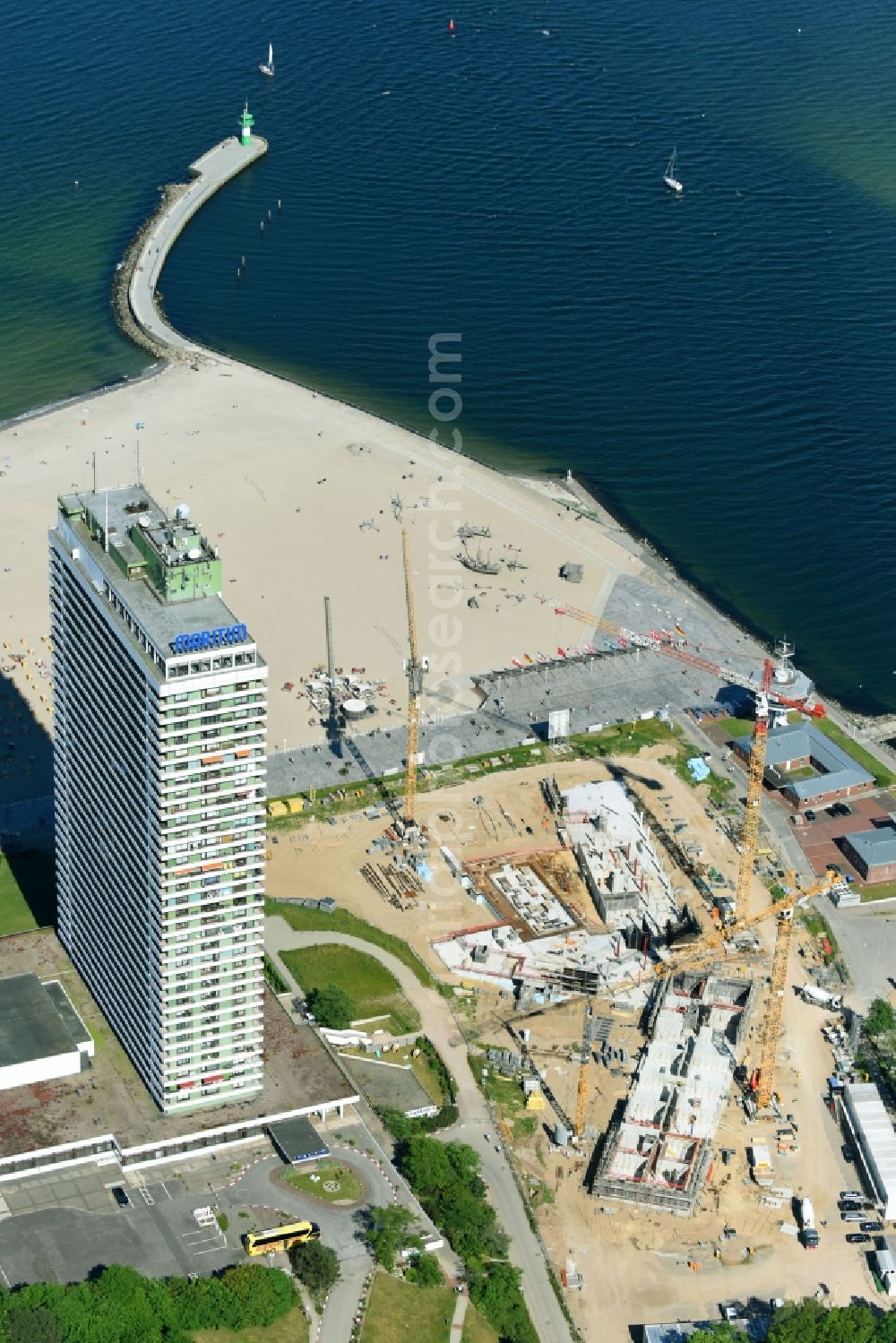 Lübeck from above - High-rise building of the hotel complex Maritim Strandhotel Travemuende on Trelleborgallee in the district Travemuende in Luebeck in the state Schleswig-Holstein, Germany