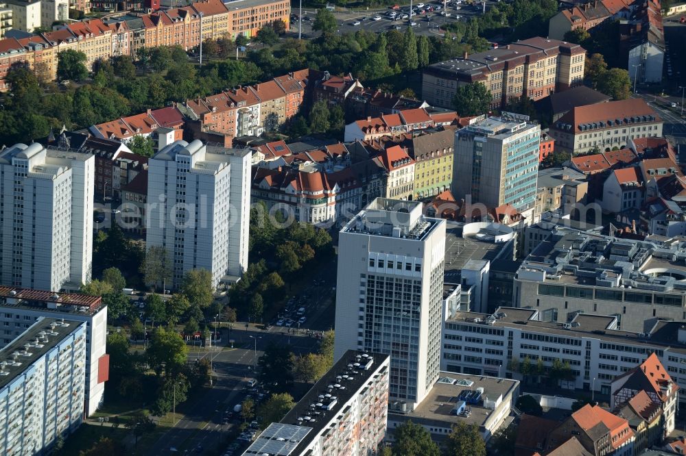 Erfurt from the bird's eye view: High-rise building of the hotel complex Radisson Blu Hotel on Juri-Gagarin-Ring in Erfurt in the state Thuringia