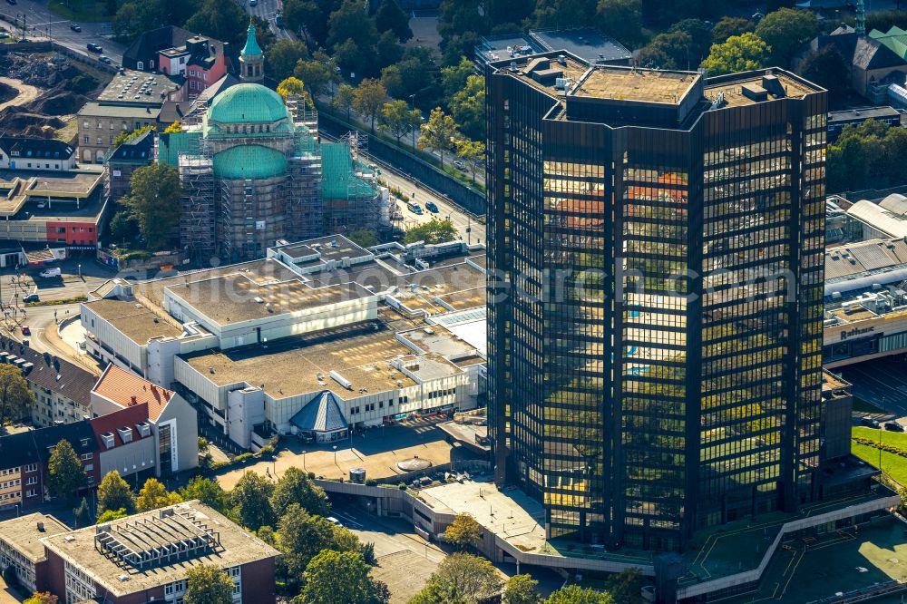 Aerial photograph Essen - Town Hall skyscraper building of the city administration on Porscheplatz in the district Ostviertel in Essen at Ruhrgebiet in the state North Rhine-Westphalia, Germany