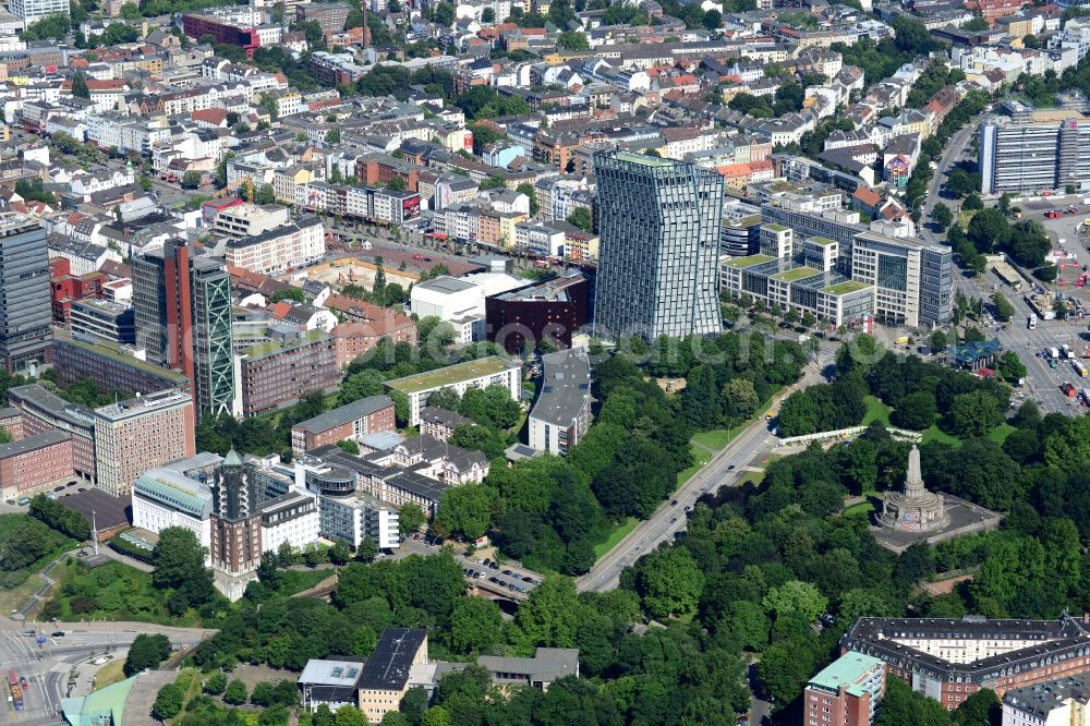 Aerial photograph Hamburg - High-rise building Tango towers in Hamburg. The Dancing Towers are in Hamburg on the Reeperbahn no. 1 on a triangle between the streets Reeperbahn, and Zirkusweg and Beim Trichter