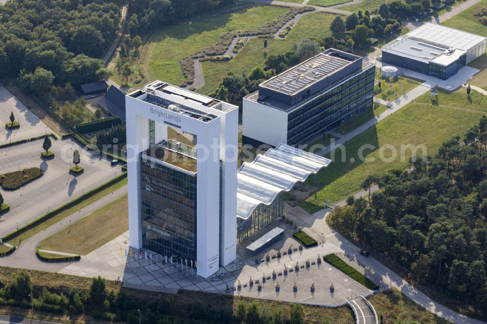 Aerial photograph Venlo - High-rise building of the university Brightlands Campus Greenport Venlo, Villafloraweg on street Villafloraweg in Venlo, Limburg, Netherlands