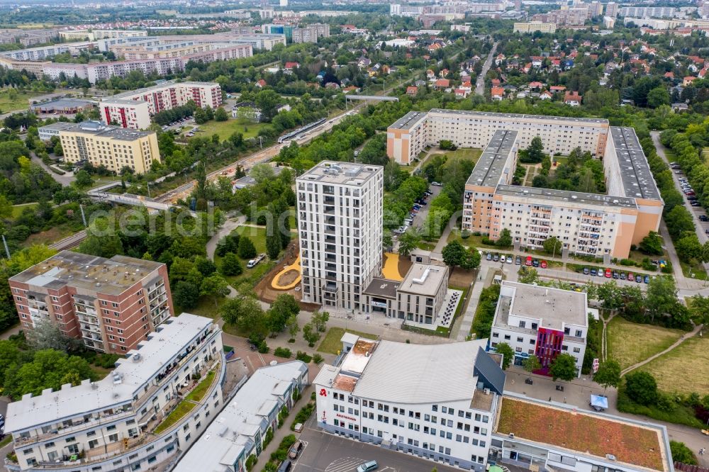 Aerial photograph Leipzig - High-rise building in the residential area Lipsia-Turm in the district Gruenau-Mitte in Leipzig in the state Saxony, Germany