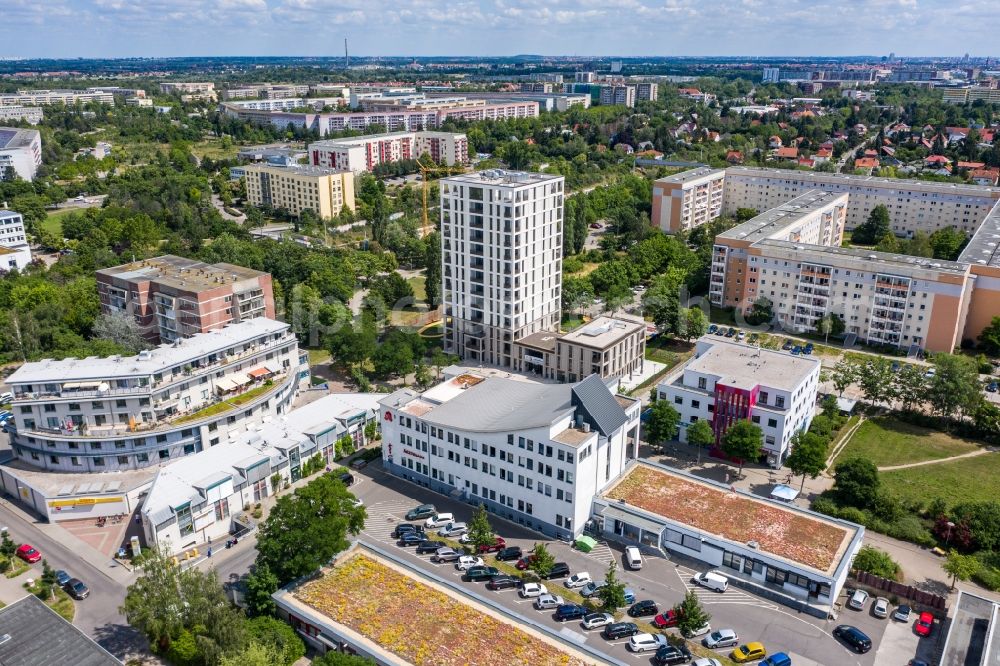 Leipzig from the bird's eye view: High-rise building in the residential area Lipsia-Turm in the district Gruenau-Mitte in Leipzig in the state Saxony, Germany