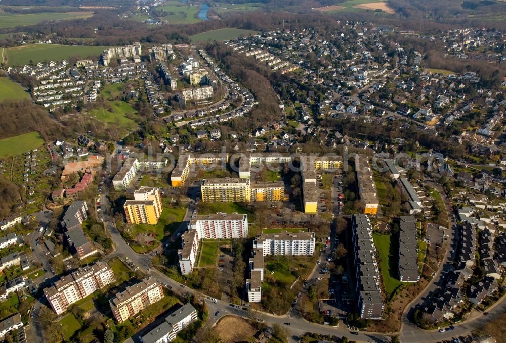 Essen from the bird's eye view: High-rise building in the residential area of Moselstrasse in Kettwig in the state of North Rhine-Westphalia