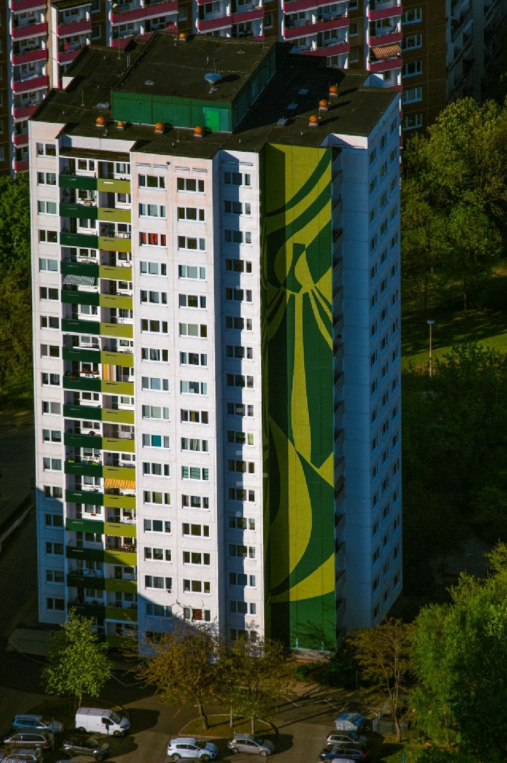 Erfurt from above - High-rise building in the residential area on Budapester Strasse in the district Moskauer Platz in Erfurt in the state Thuringia, Germany