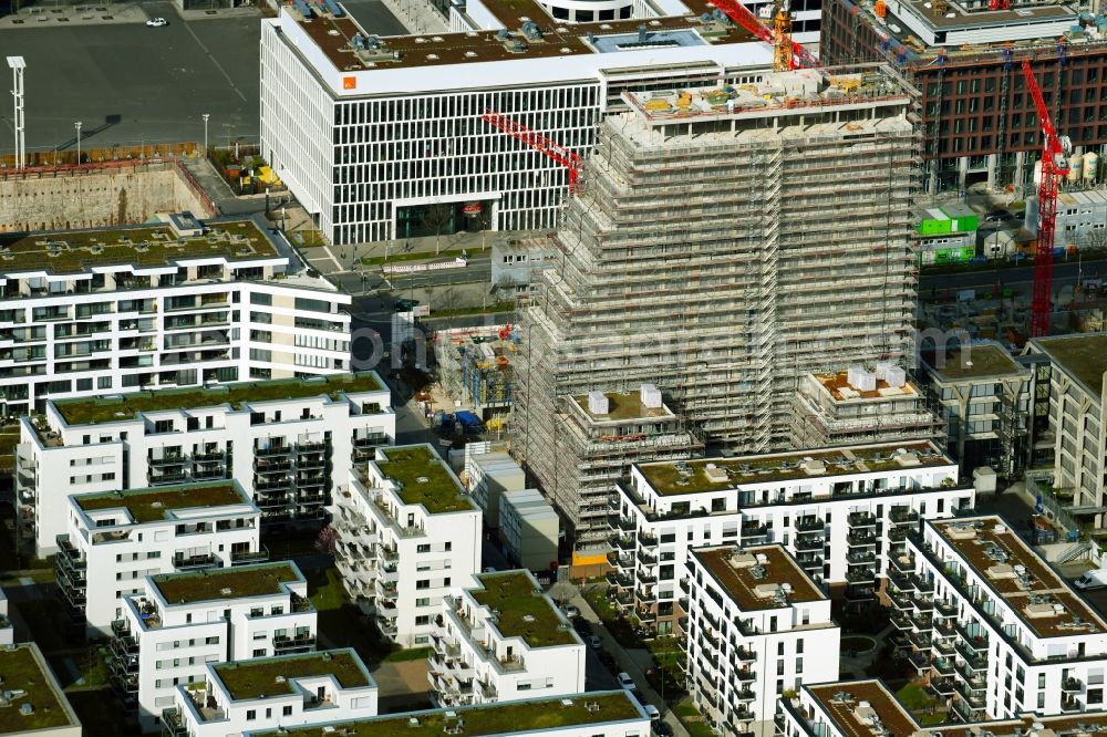 Aerial photograph Frankfurt am Main - High-rise building in the residential area SOLID Home an der Niedernhausener Strasse - Europaallee in the district Gallus in Frankfurt in the state Hesse, Germany