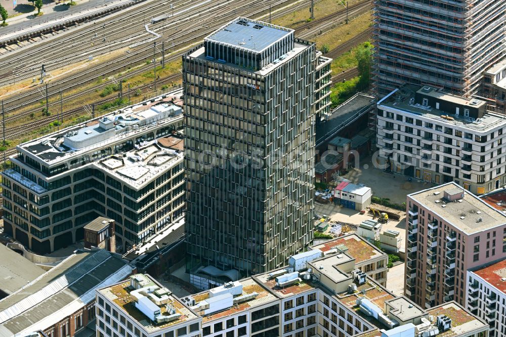 Aerial image Berlin - High-rise building complex Hochhaus on Postbahnhof in the district Friedrichshain in Berlin, Germany