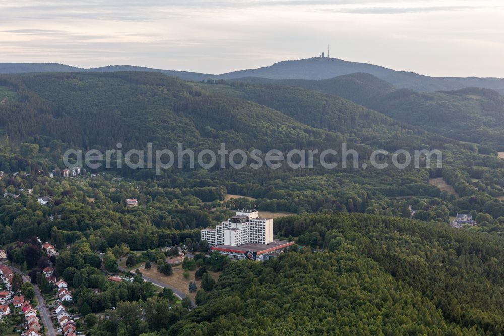 Aerial photograph Friedrichroda - High-rise building of the hotel complex Ahorn Berghotel in Friedrichroda in the Thuringian Forest in the state Thuringia, Germany