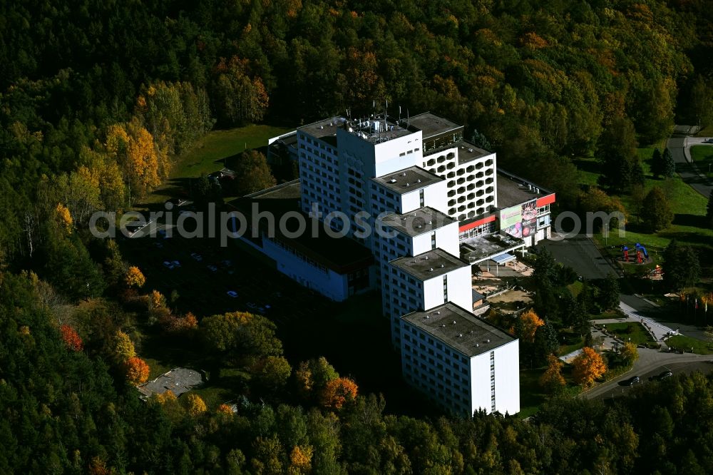 Aerial photograph Friedrichroda - High-rise building of the hotel complex Ahorn Berghotel in Friedrichroda in the Thuringian Forest in the state Thuringia, Germany