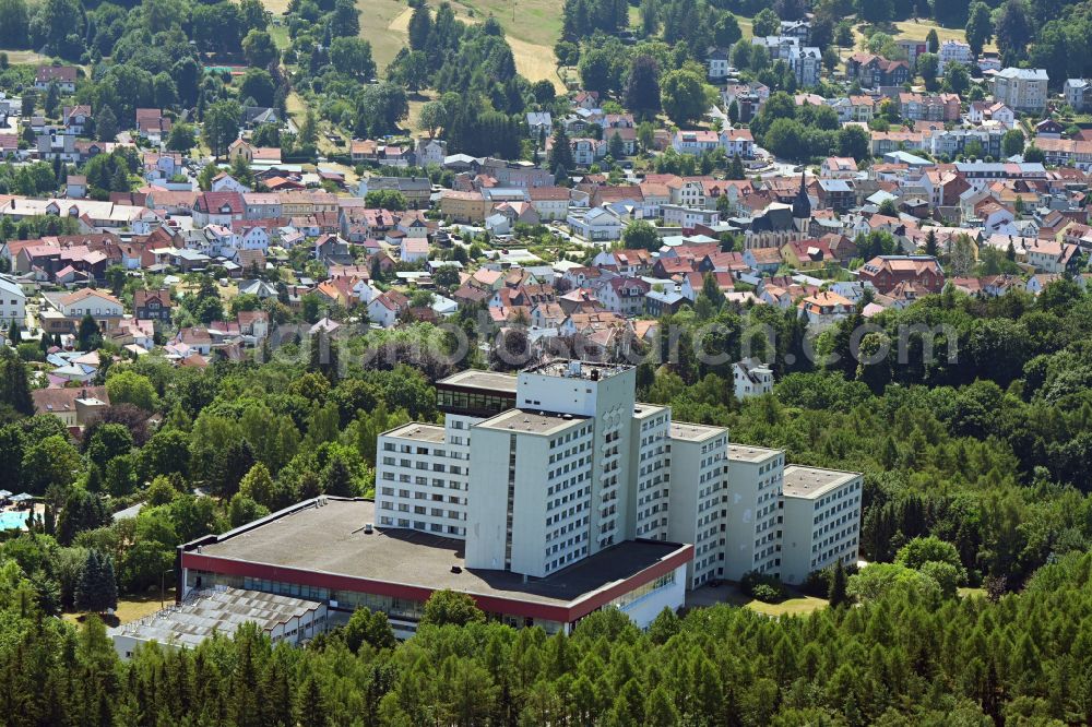 Aerial image Friedrichroda - High-rise building of the hotel complex Ahorn Berghotel in Friedrichroda in the Thuringian Forest in the state Thuringia, Germany