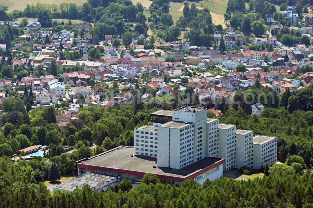 Aerial photograph Friedrichroda - High-rise building of the hotel complex Ahorn Berghotel in Friedrichroda in the Thuringian Forest in the state Thuringia, Germany