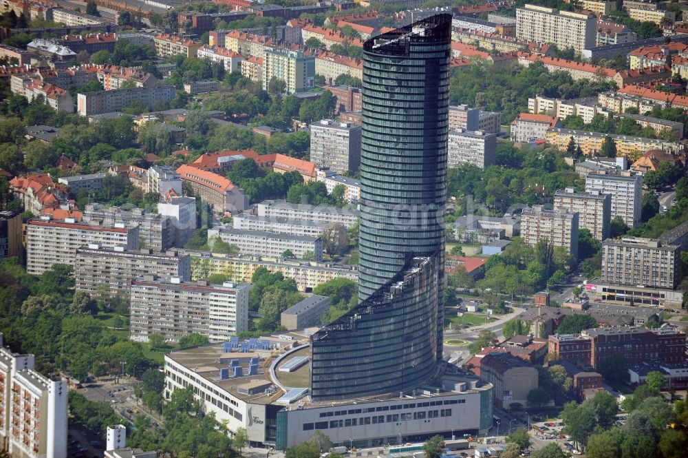 Wroclaw / Breslau from the bird's eye view: The newly constructed high-rise sky tower in Wroclaw / Breslau. The modern residential and commercial building is 260 meters, the tallest building in Poland. Architect is Dariusz Dziubi?ski Studio Archiektoniczne FOLD s.c