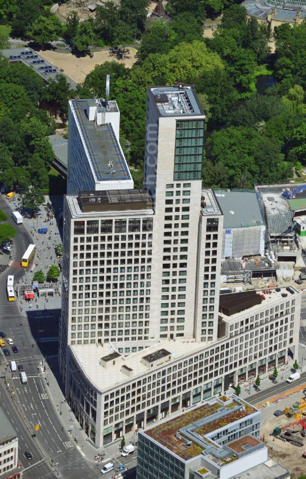 Aerial image Berlin - The newly constructed high-rise Zoofenster in the City West train station Charlottenburg ZOO