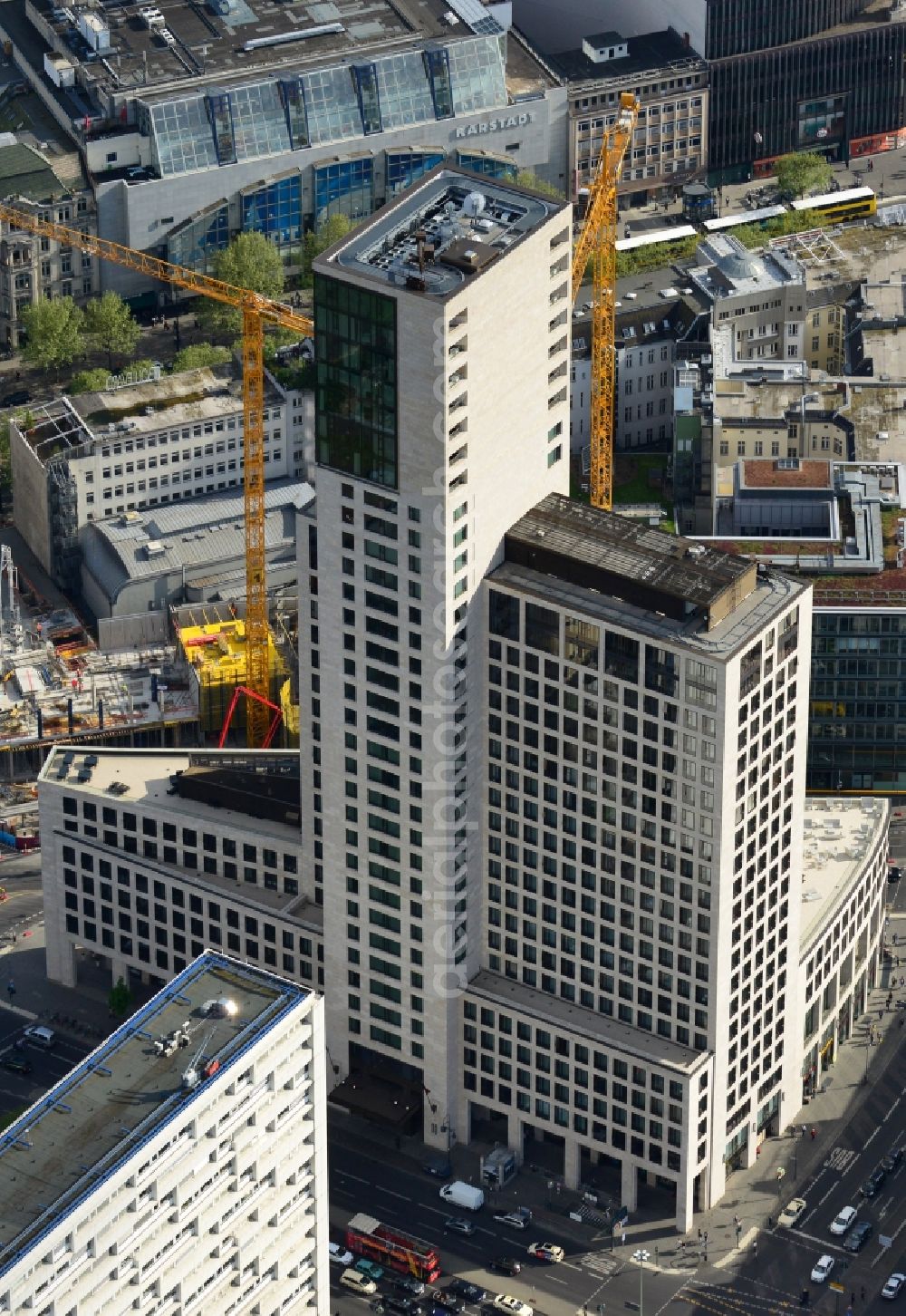 Aerial image Berlin - The newly constructed high-rise Zoofenster in the City West train station Charlottenburg ZOO